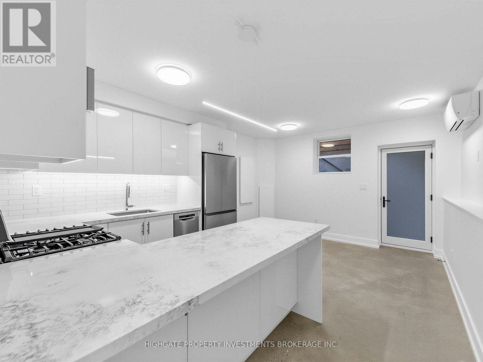 LOWER-113 Lansdowne Avenue, Toronto, ON, M6K 2W1 - 12