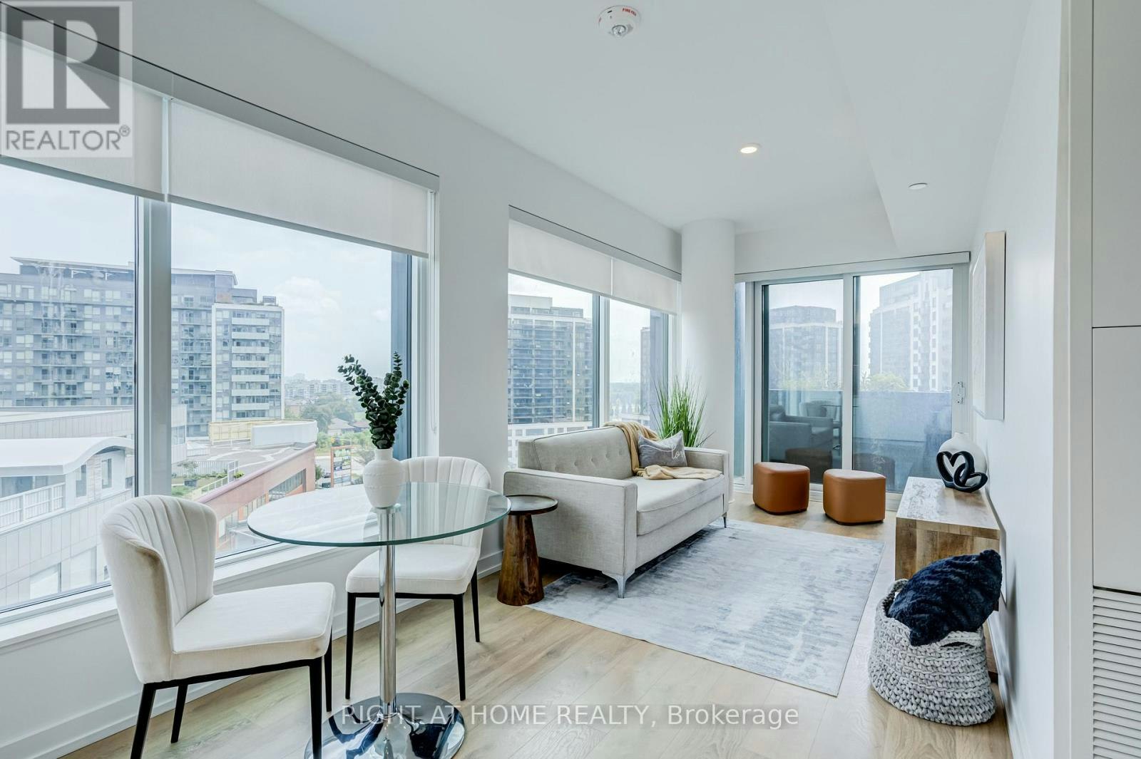908-1100 Sheppard Avenue W, Toronto, ON, M3K 0E4