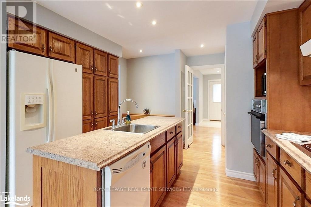 112 Bruce Street S, Blue Mountains, ON, N0H 2P0 - 7