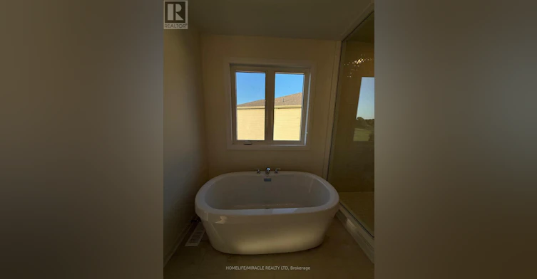 76 Golf Links Drive, Loyalist, ON, K0H 1G0 - 37