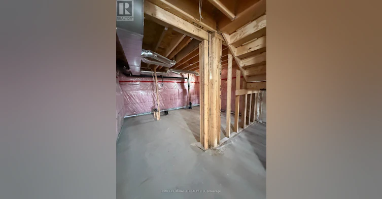 76 Golf Links Drive, Loyalist, ON, K0H 1G0 - 44
