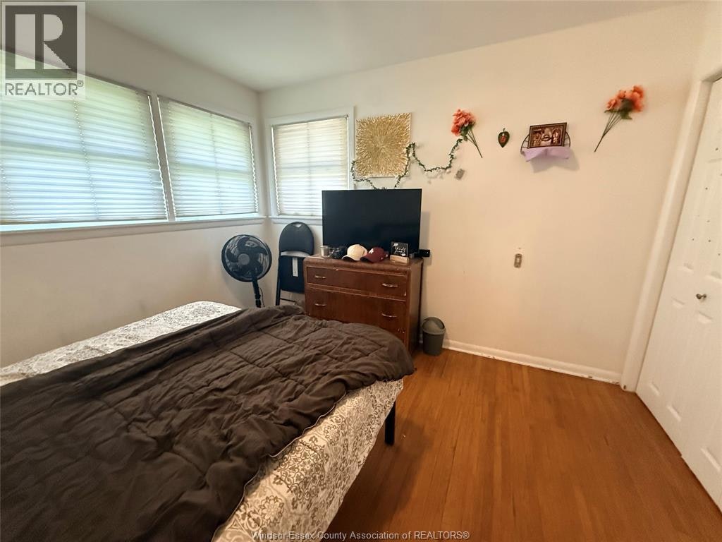3087 Avondale Avenue, Windsor, ON, N9E 1X4 - 8