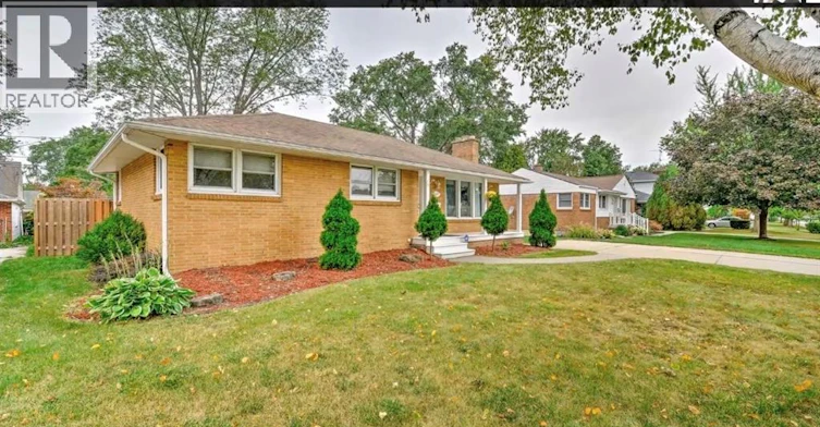 3087 Avondale Avenue, Windsor, ON, N9E 1X4
