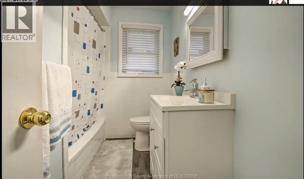 3087 Avondale Avenue, Windsor, ON, N9E 1X4 - 7