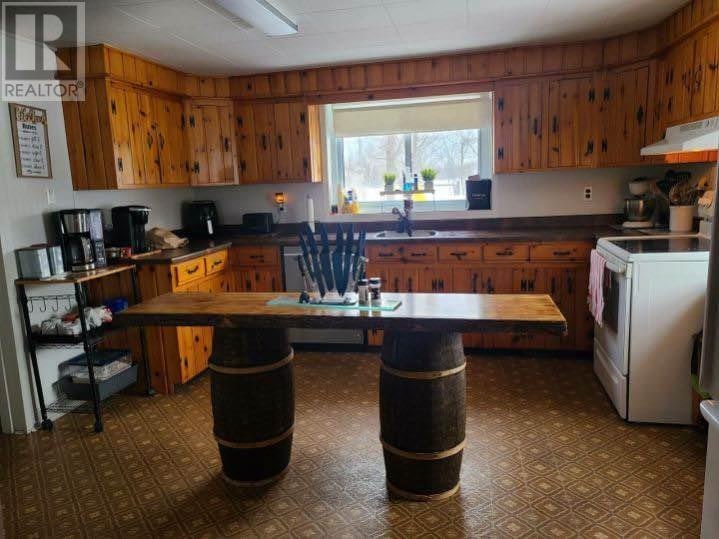 202 Allens Side Road, Sault Ste. Marie, ON, P6C 5P6 - 3