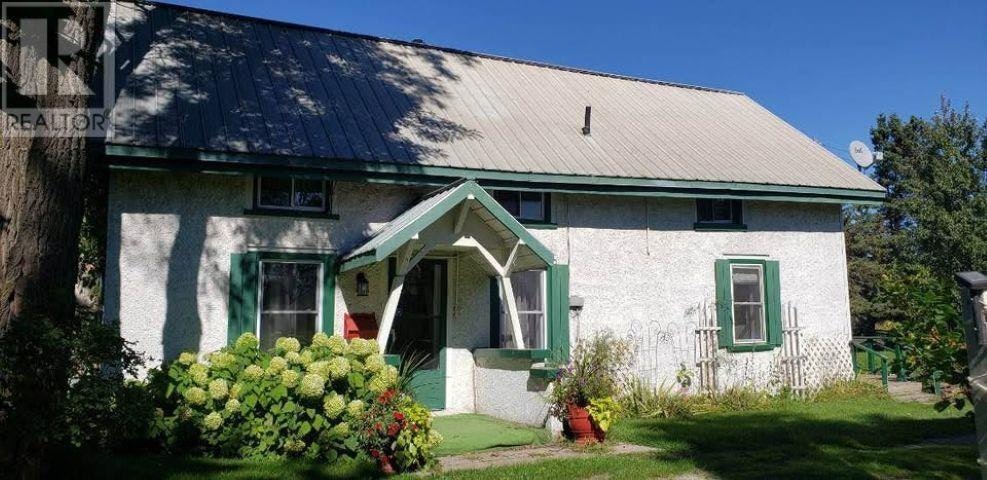 202 Allens Side Road, Sault Ste. Marie, ON, P6C 5P6