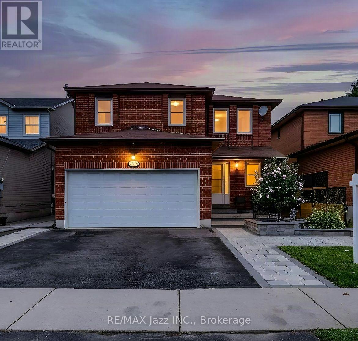 626 Strouds Lane, Pickering, ON, L1V 4T3