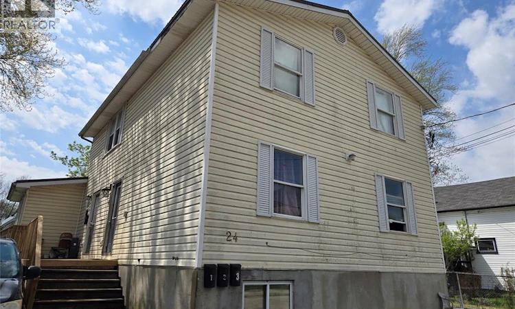 24 Foster Street