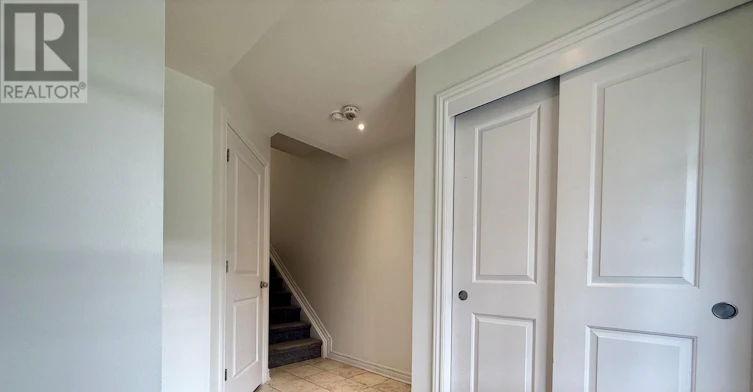66 Fallengale Crescent, Ottawa, ON, K2T 0K9 - 5