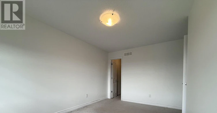 66 Fallengale Crescent, Ottawa, ON, K2T 0K9 - 28