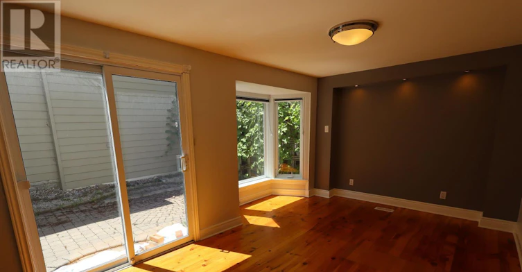 21 Electric Street, Ottawa, ON, K1M 1X5 - 13