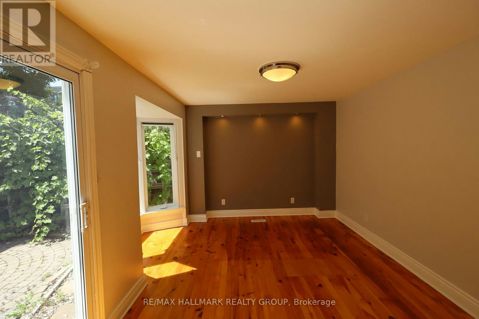 21 Electric Street, Ottawa, ON, K1M 1X5 - 11