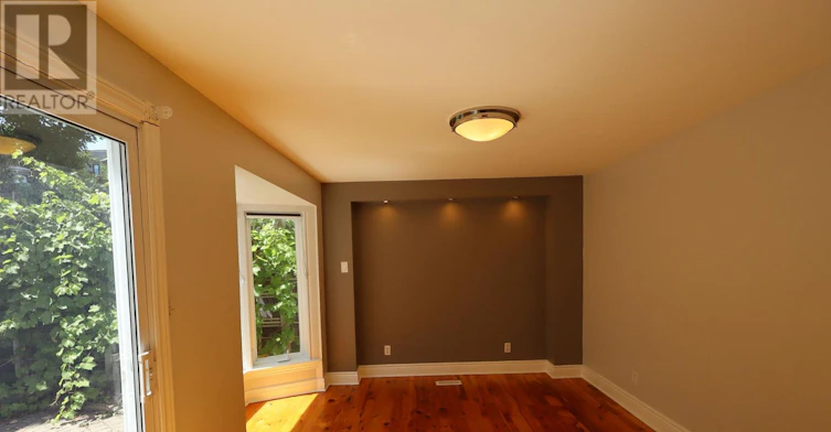 21 Electric Street, Ottawa, ON, K1M 1X5 - 11