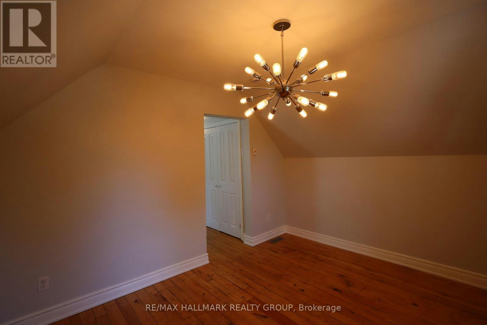 21 Electric Street, Ottawa, ON, K1M 1X5 - 23