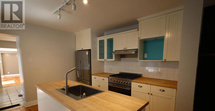 21 Electric Street, Ottawa, ON, K1M 1X5 - 4