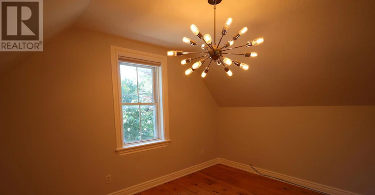 21 Electric Street, Ottawa, ON, K1M 1X5 - 21