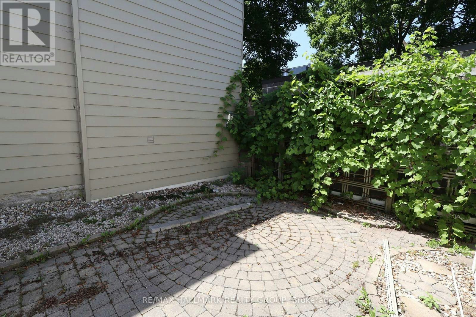 21 Electric Street, Ottawa, ON, K1M 1X5 - 27