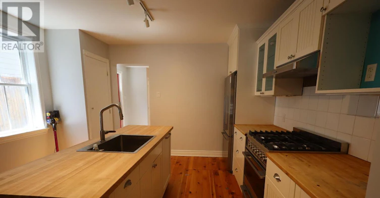 21 Electric Street, Ottawa, ON, K1M 1X5 - 5