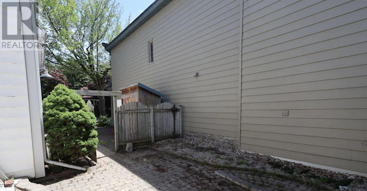 21 Electric Street, Ottawa, ON, K1M 1X5 - 28