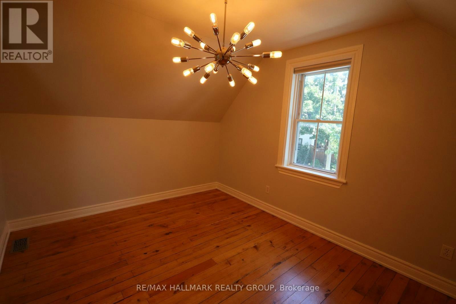 21 Electric Street, Ottawa, ON, K1M 1X5 - 22