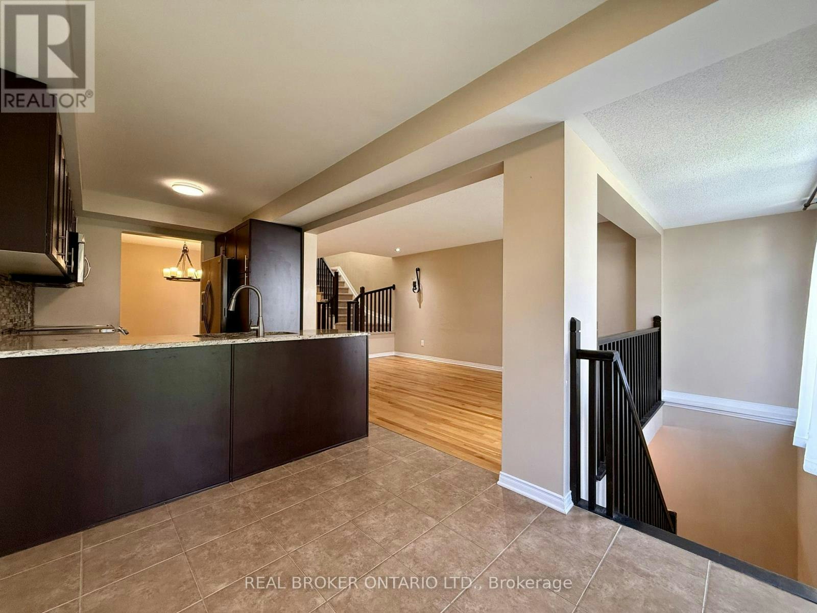 306 Aldworth Private, Ottawa, ON, K2S 0M8 - 21
