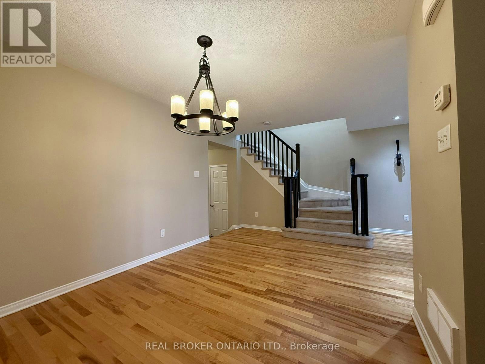 306 Aldworth Private, Ottawa, ON, K2S 0M8 - 12