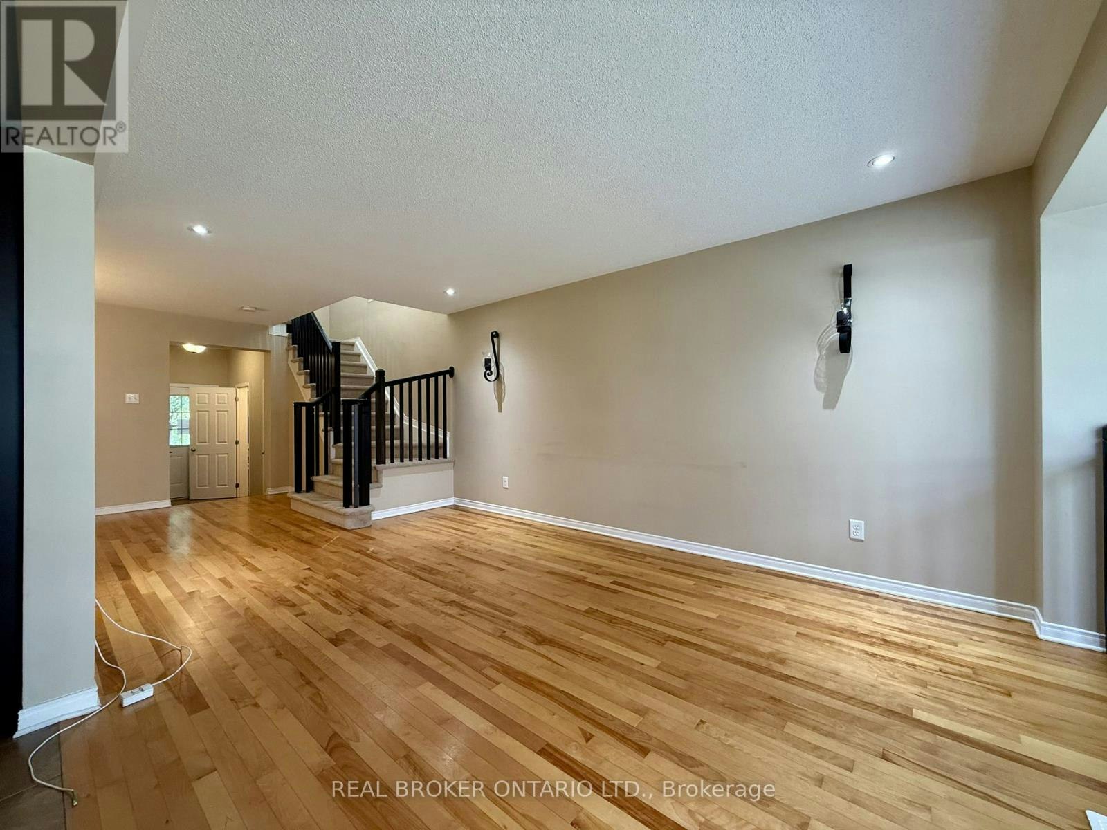 306 Aldworth Private, Ottawa, ON, K2S 0M8 - 18