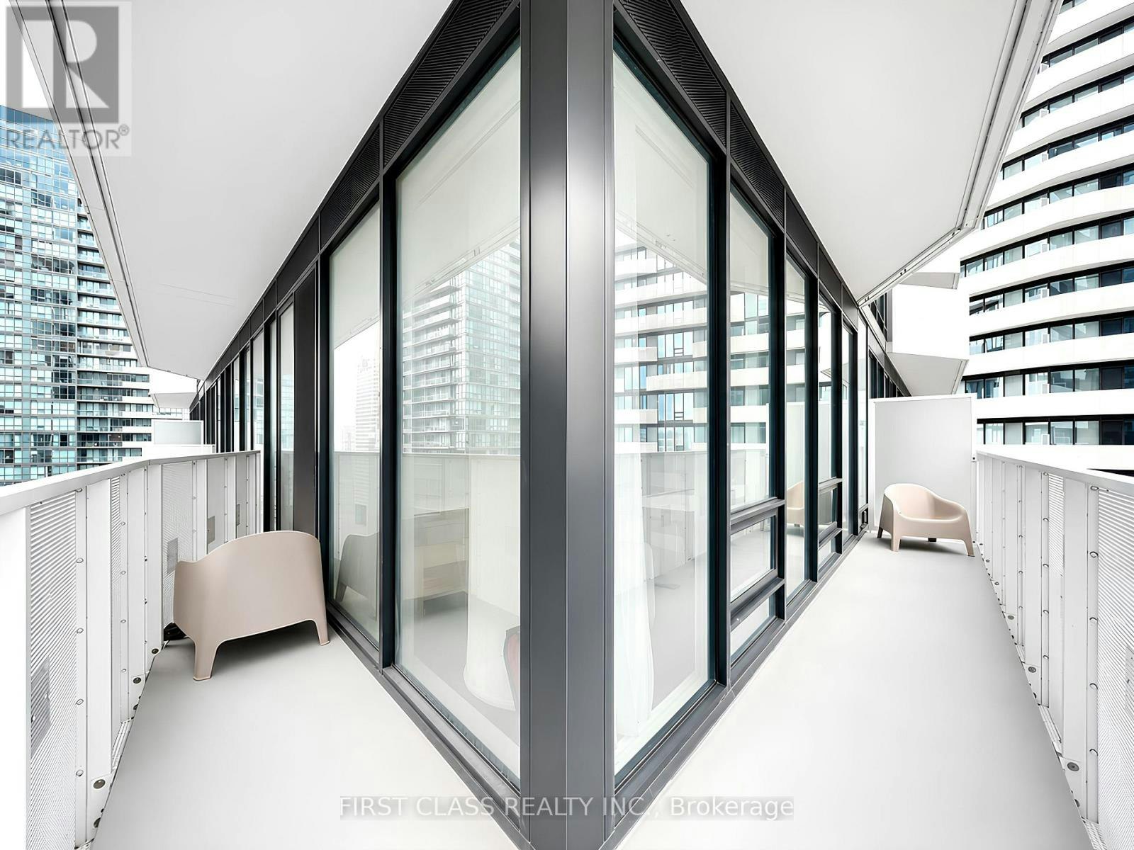 3810-100 Harbour Street, Toronto, ON, M5J 1B7 - 29
