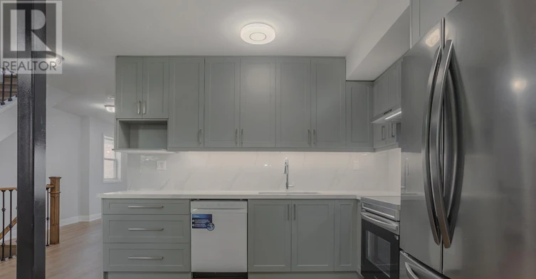 UPPER FLOOR-19 D'arcy Street, Toronto, ON, M5T 1J8 - 2