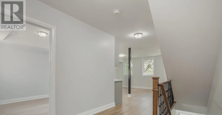 UPPER FLOOR-19 D'arcy Street, Toronto, ON, M5T 1J8 - 14