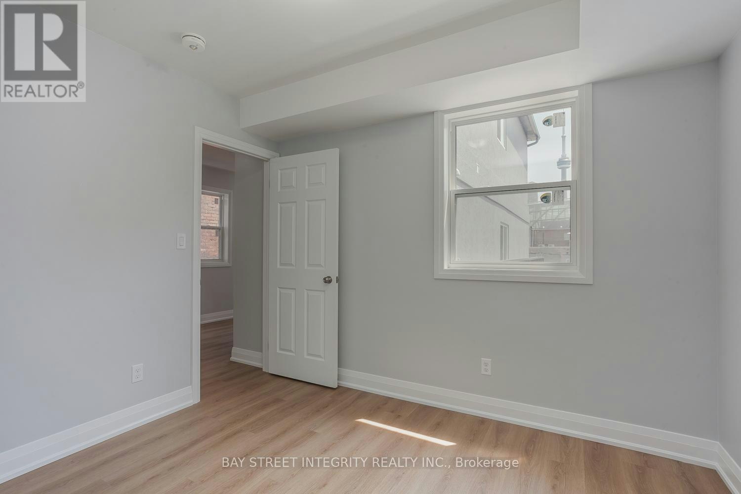 UPPER FLOOR-19 D'arcy Street, Toronto, ON, M5T 1J8 - 9