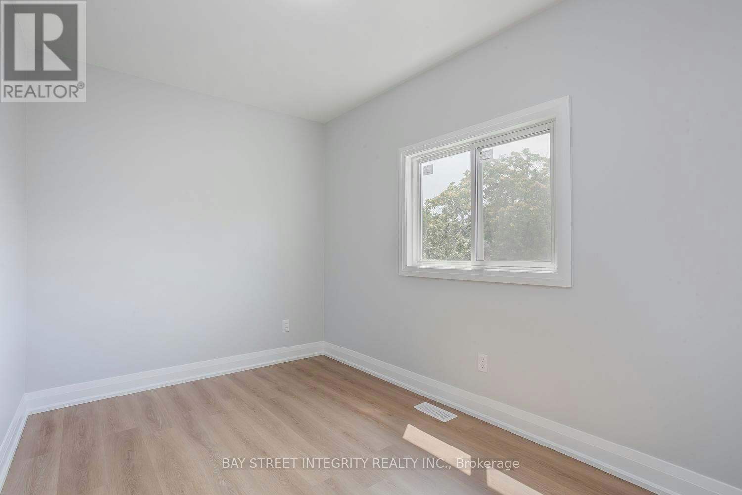 UPPER FLOOR-19 D'arcy Street, Toronto, ON, M5T 1J8 - 21