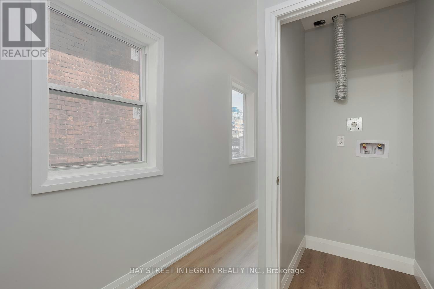 UPPER FLOOR-19 D'arcy Street, Toronto, ON, M5T 1J8 - 10