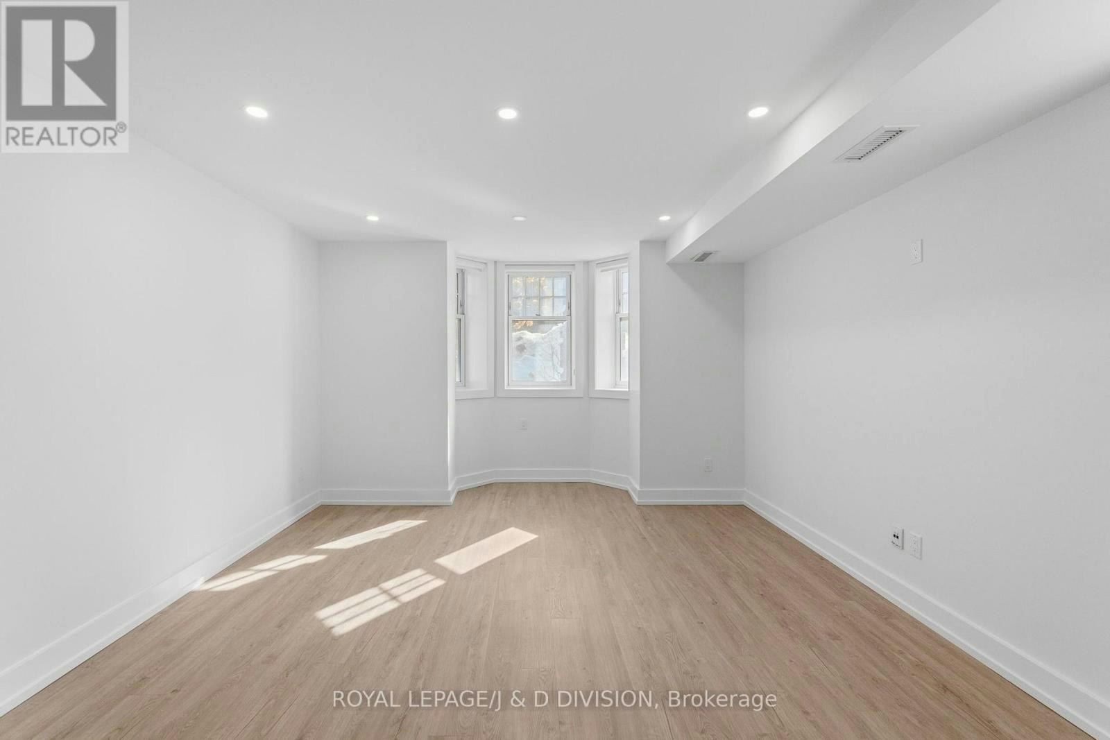 2-314 Lonsdale Road, Toronto, ON, M4V 1X4 - 6