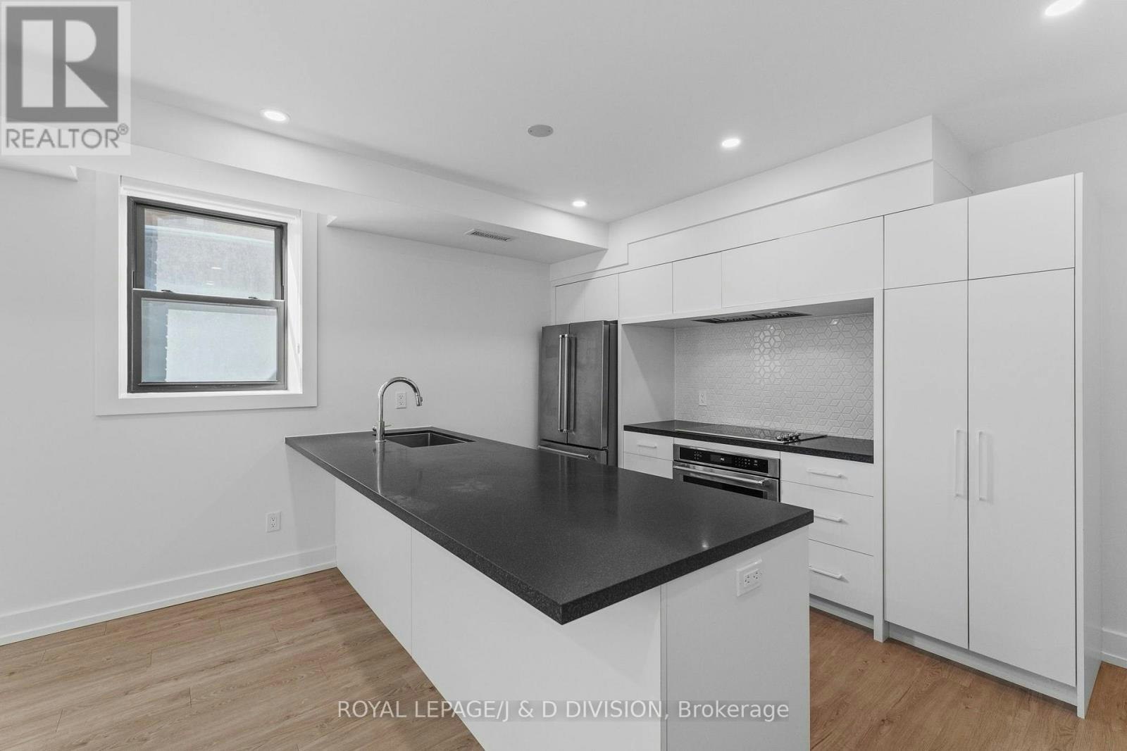 2-314 Lonsdale Road, Toronto, ON, M4V 1X4 - 10