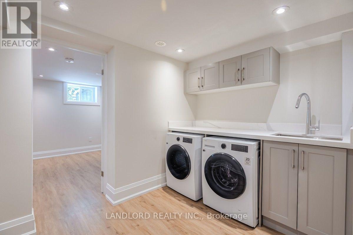 29 Hutton Avenue, Toronto, ON, M4C 3L2 - 24