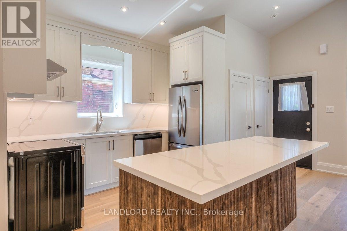 29 Hutton Avenue, Toronto, ON, M4C 3L2 - 7