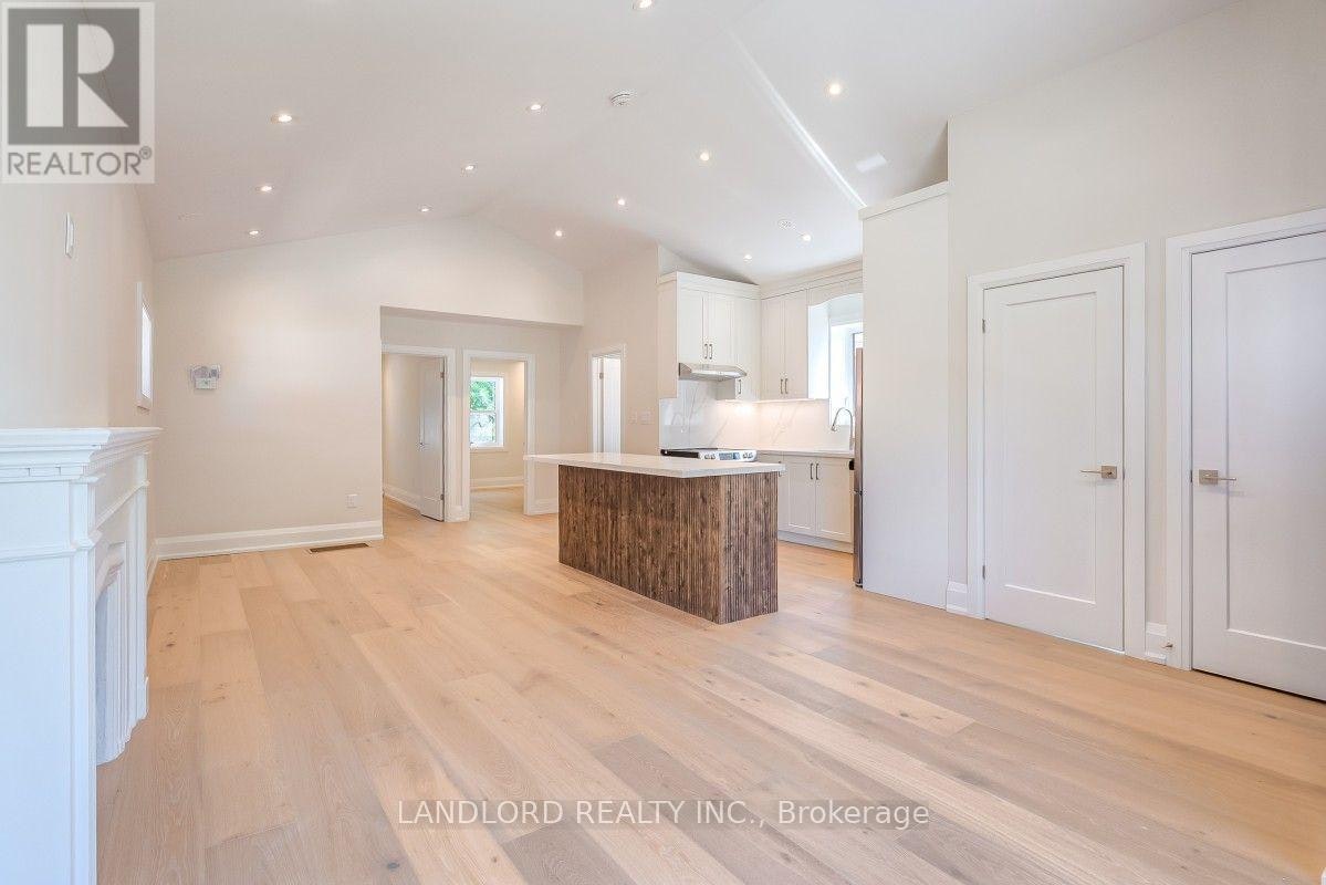 29 Hutton Avenue, Toronto, ON, M4C 3L2 - 3