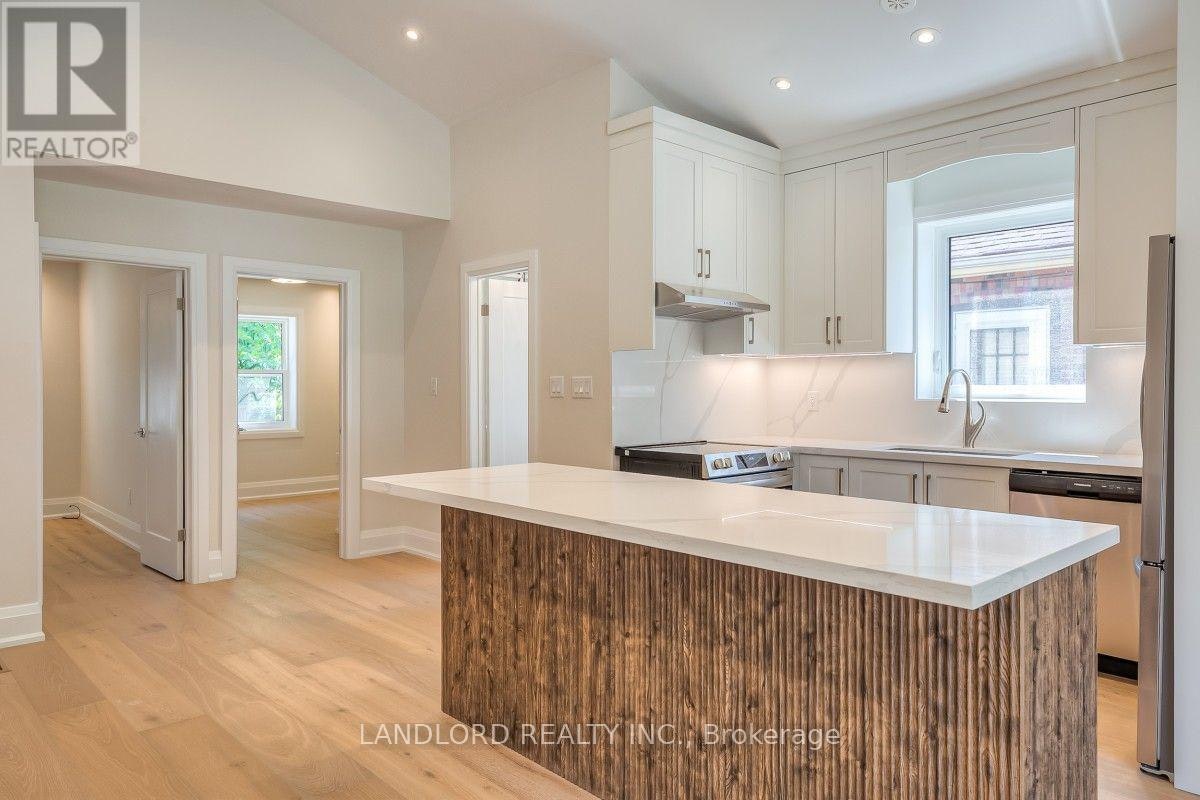 29 Hutton Avenue, Toronto, ON, M4C 3L2 - 6