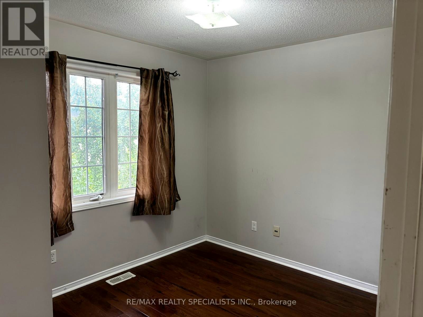 47 Hollingsworth Circle, Brampton, ON, L7A 0J4 - 12