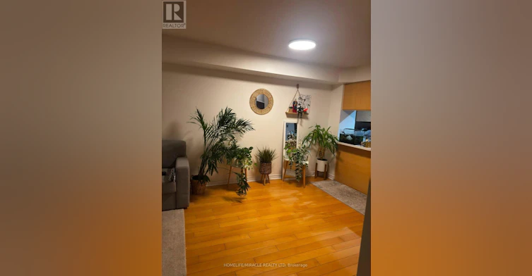 912-4080 Living Arts Drive, Mississauga, ON, L5B 4N3 - 2
