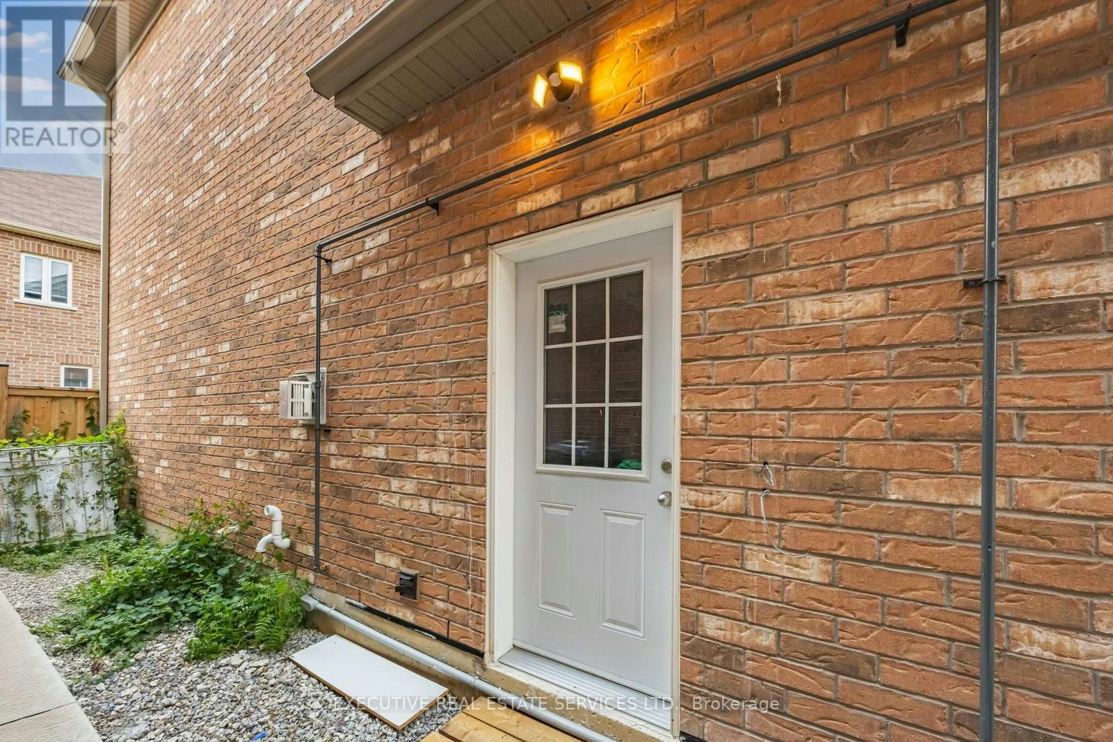 61 Truro Circle N, Brampton, ON, L7A 4E6 - 7