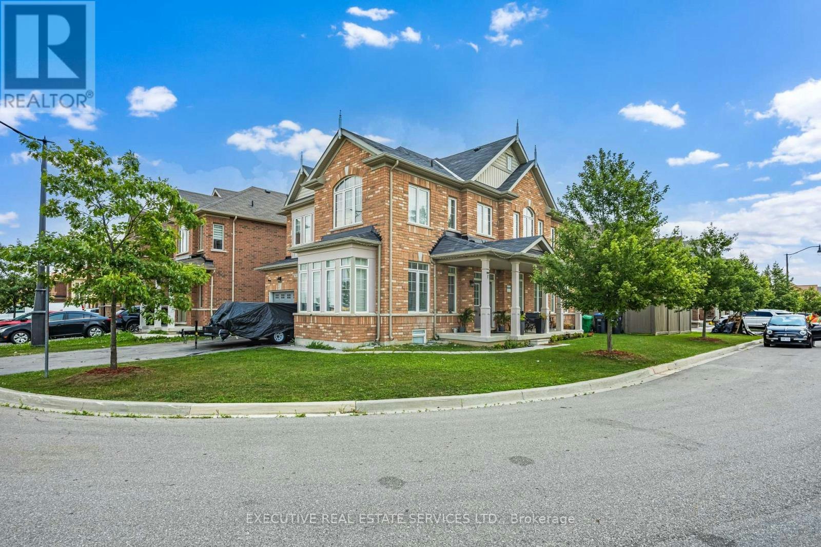 61 Truro Circle N, Brampton, ON, L7A 4E6 - 2