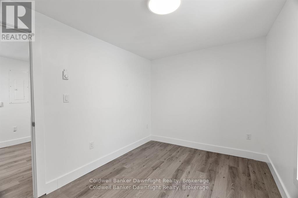 301-441 Main Street, Exeter, ON, N0M 1S2 - 5