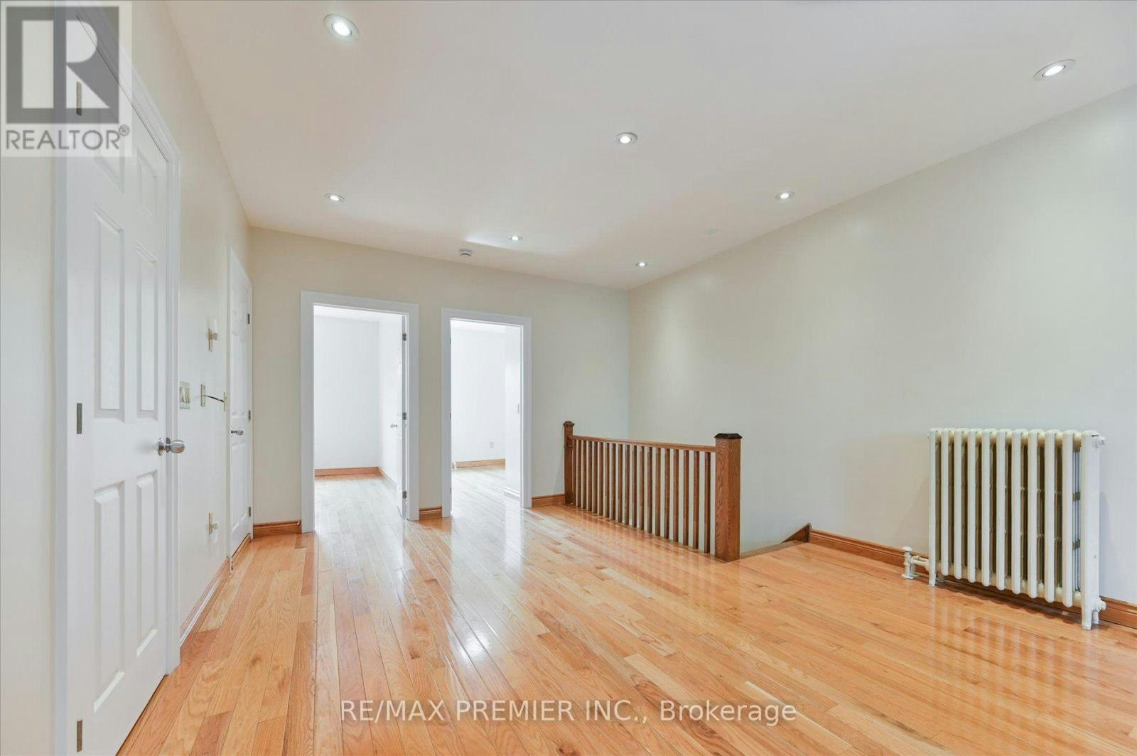 1575 Bayview Avenue, Toronto, ON, M4G 3B5 - 3