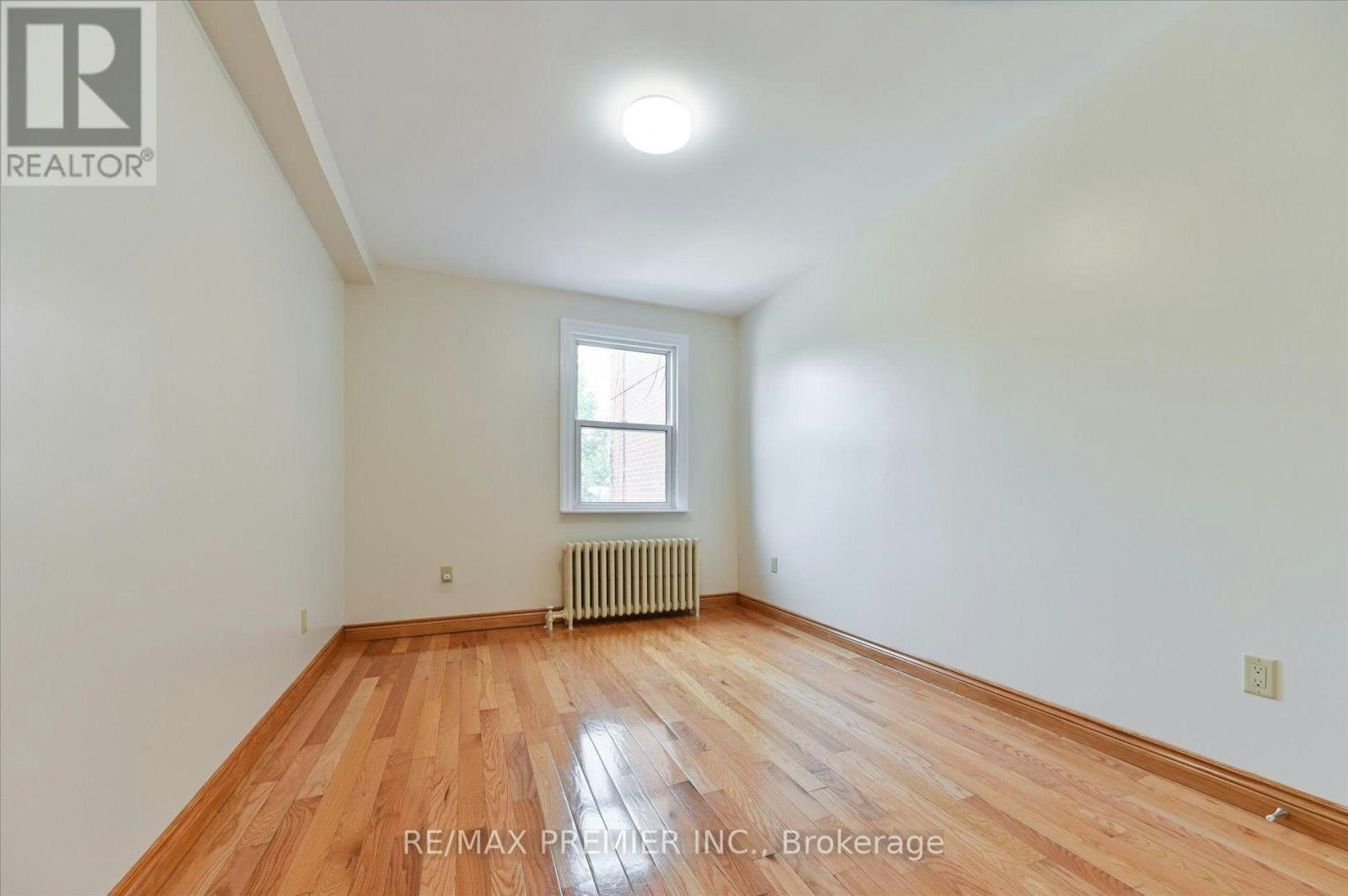1575 Bayview Avenue, Toronto, ON, M4G 3B5 - 8