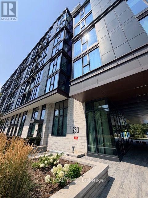 705-250 Lawrence Avenue W, Toronto, ON, M5M 1B1