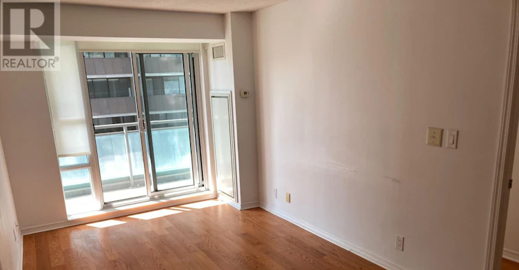 911-736 Spadina Avenue, Toronto, ON, M5S 2J6 - 8