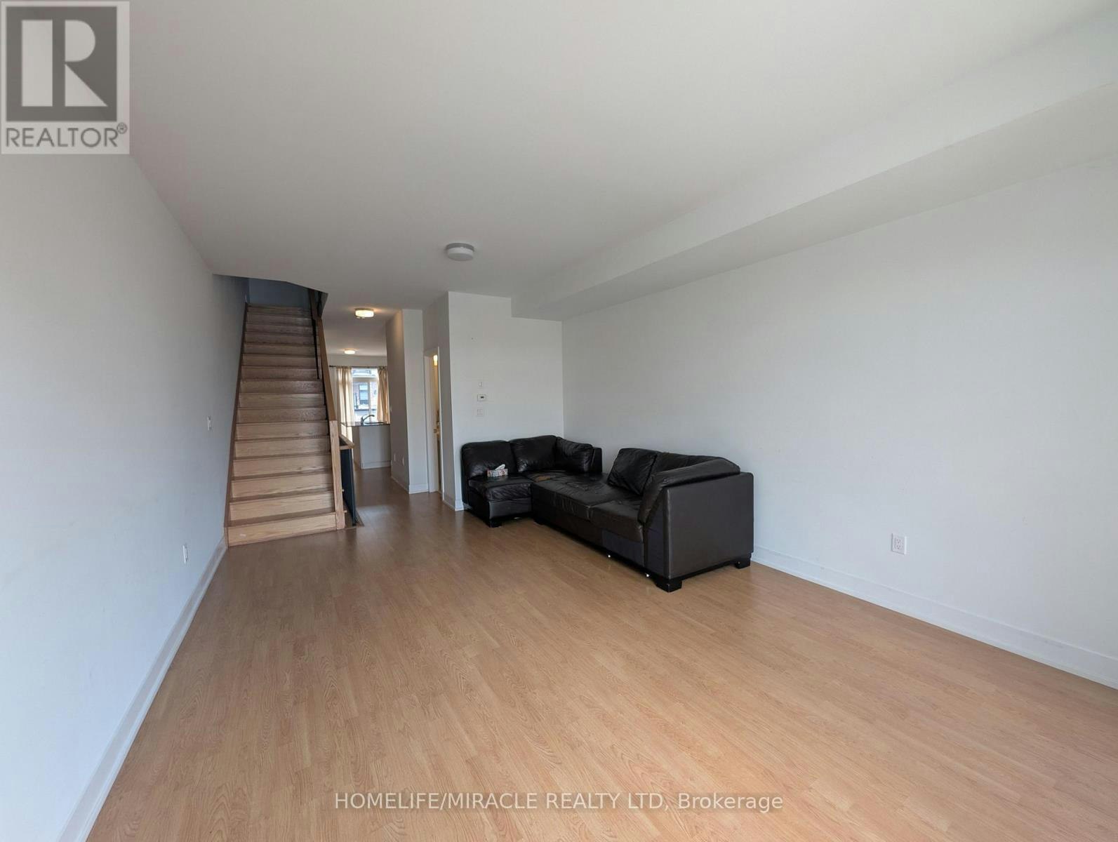 1553 Midland Avenue, Toronto, ON, M1P 0G3 - 13