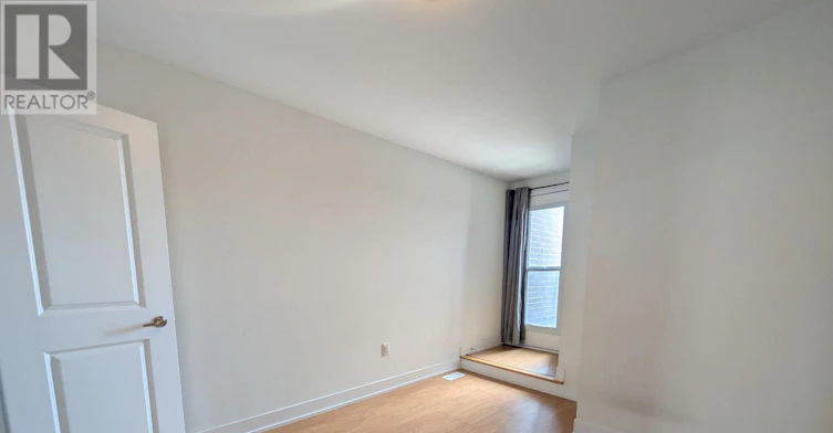 1553 Midland Avenue, Toronto, ON, M1P 0G3 - 18